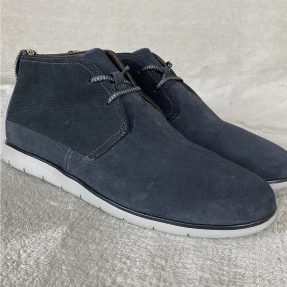 Ugg Freamon chukka Mens suede waterproof treadlite boots size 10 main image 6
